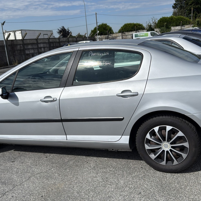 PEUGEOT 407 PHASE 1 1.8i - 16V Photo n°6