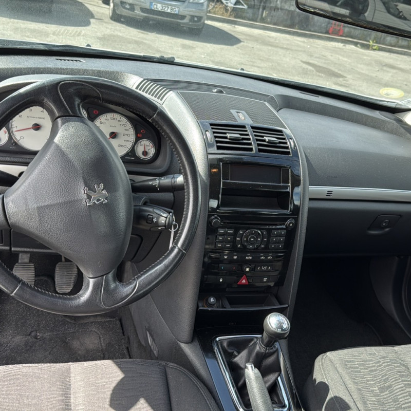 PEUGEOT 407 PHASE 1 1.8i - 16V Photo n°12