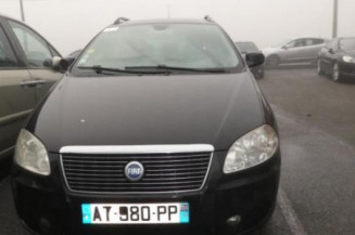 Feu arriere principal gauche (feux) FIAT CROMA 2