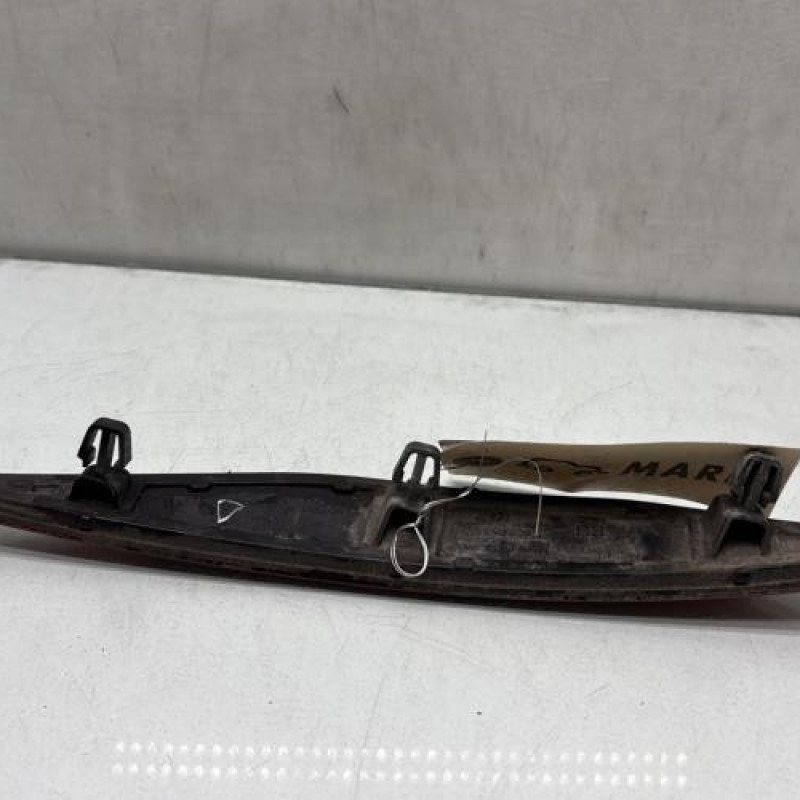 Catadioptre arriere droit VOLKSWAGEN GOLF 7 Photo n°3