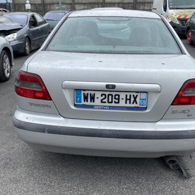 Feu arriere principal gauche (feux) VOLVO S 40 1 Photo n°8