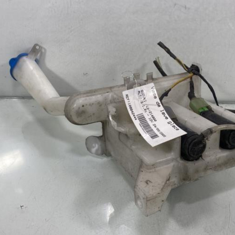 Vase de lave glace SUZUKI ALTO 3 Photo n°1