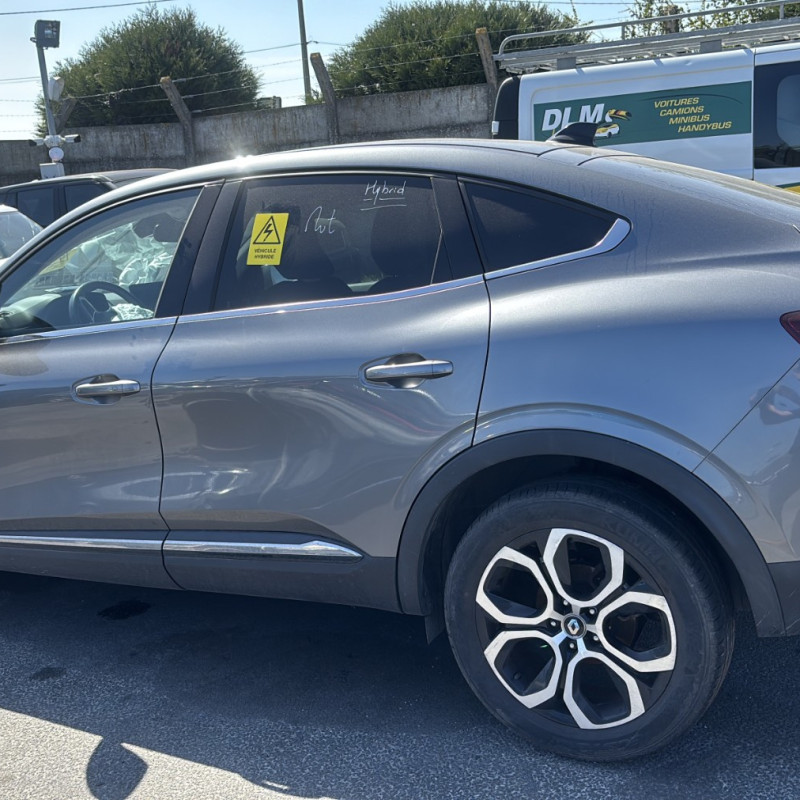 RENAULT ARKANA 1.6i - 16V SCE 145 HYBRID E-TECH 160 Photo n°16