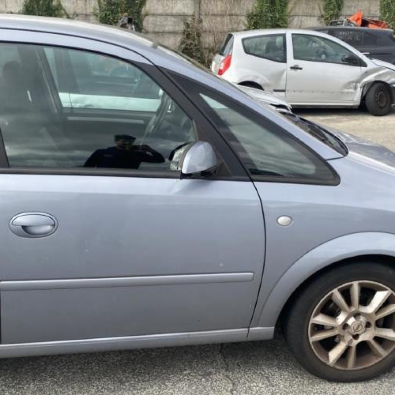 Anti brouillard gauche (feux) OPEL MERIVA A Photo n°14