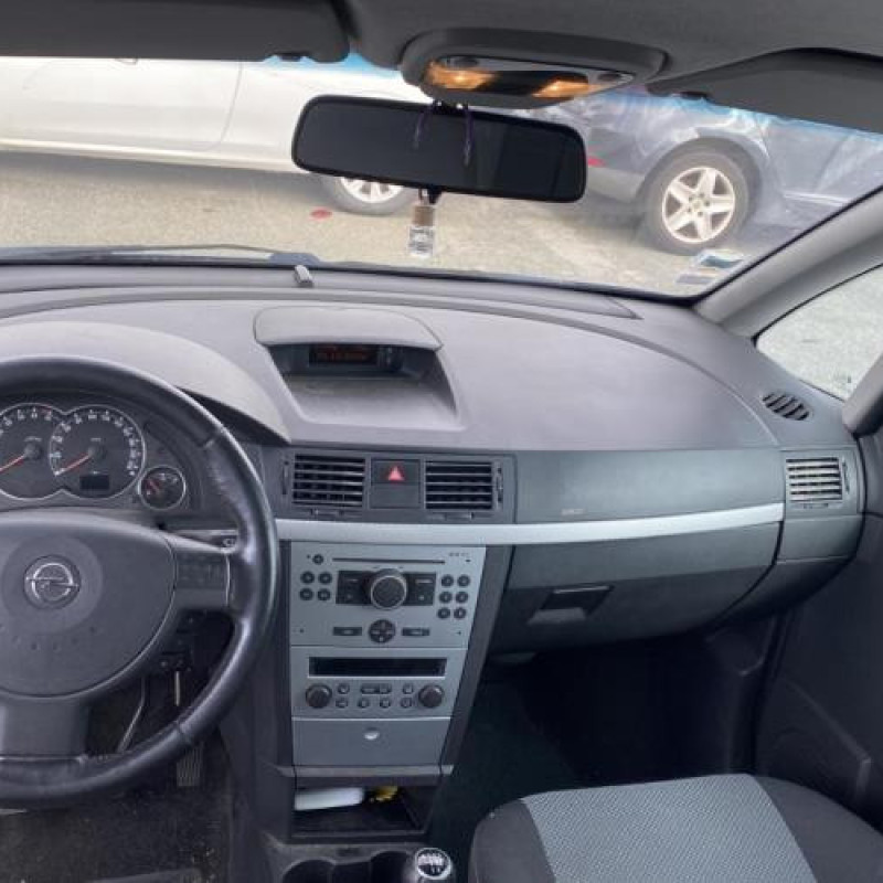 Feu arriere principal gauche (feux) OPEL MERIVA A Photo n°18