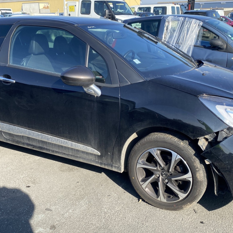 DS DS3 PHASE 3 1.6 BLUE HDI - 8V TURBO Photo n°8