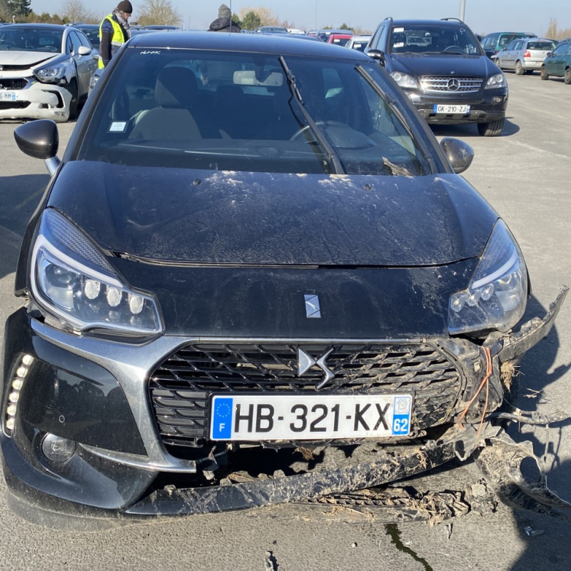 DS DS3 PHASE 3 1.6 BLUE HDI - 8V TURBO Photo n°9
