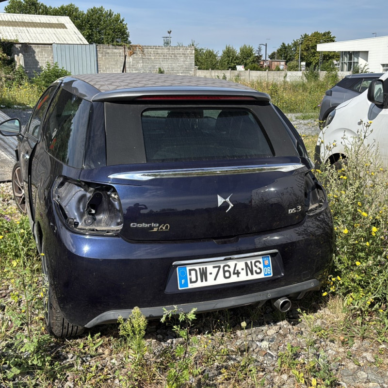DS DS3 CABRIOLET PHASE 2 1.2 VTI - 12V Photo n°4