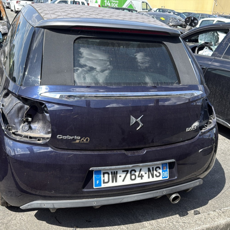 DS DS3 CABRIOLET PHASE 2 1.2 VTI - 12V Photo n°20