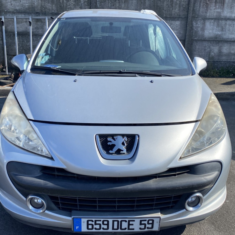 PEUGEOT 207 PHASE 1 1.4 VTI - 16V Photo n°9