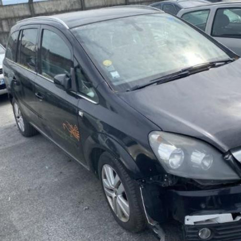 Feu arriere principal droit (feux) OPEL ZAFIRA B Photo n°9