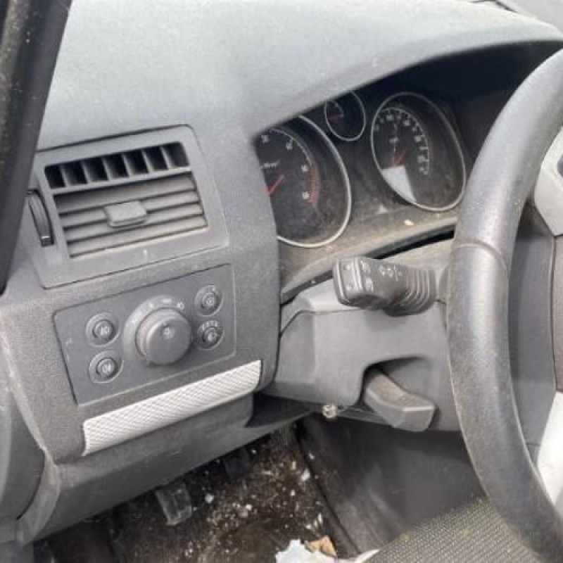 Feu arriere principal droit (feux) OPEL ZAFIRA B Photo n°12