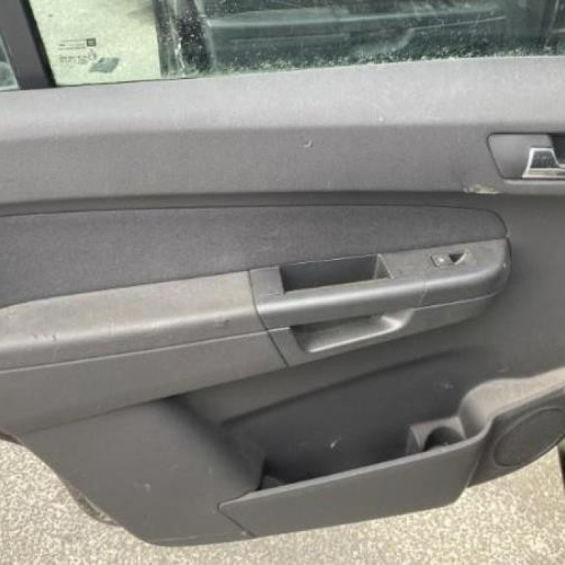 Feu arriere principal droit (feux) OPEL ZAFIRA B Photo n°18