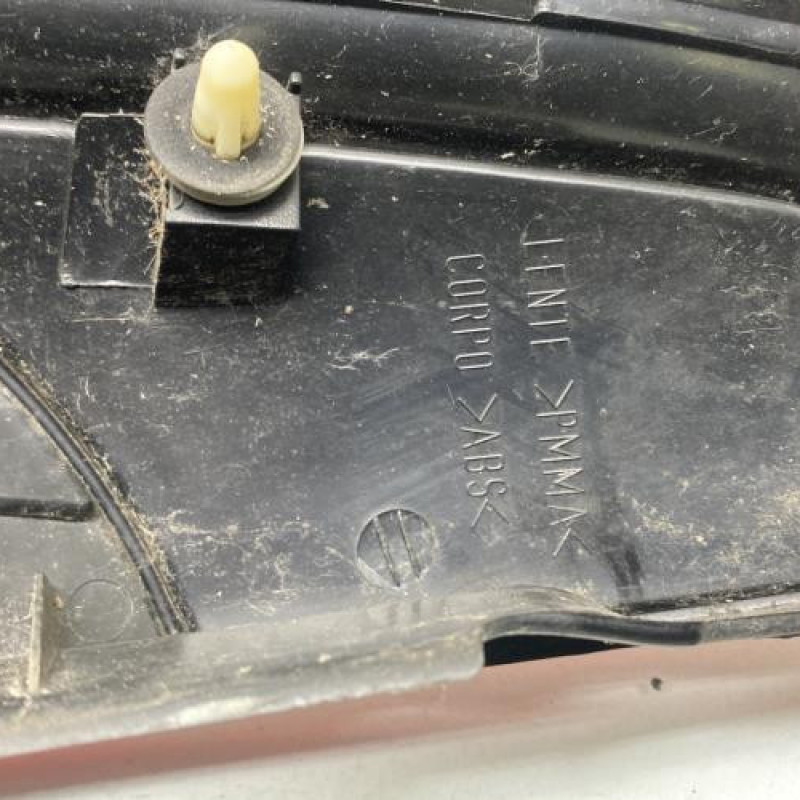 Feu arriere principal droit (feux) FIAT PANDA 2 Photo n°4