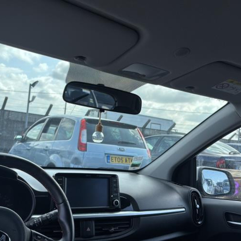 Anti brouillard arriere gauche KIA PICANTO 3 Photo n°18