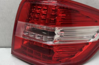 Feu arriere principal droit (feux) MERCEDES CLASSE M 164 Photo n°1
