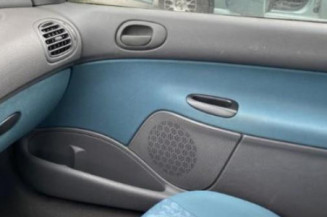 Feu arriere principal gauche (feux) PEUGEOT 206