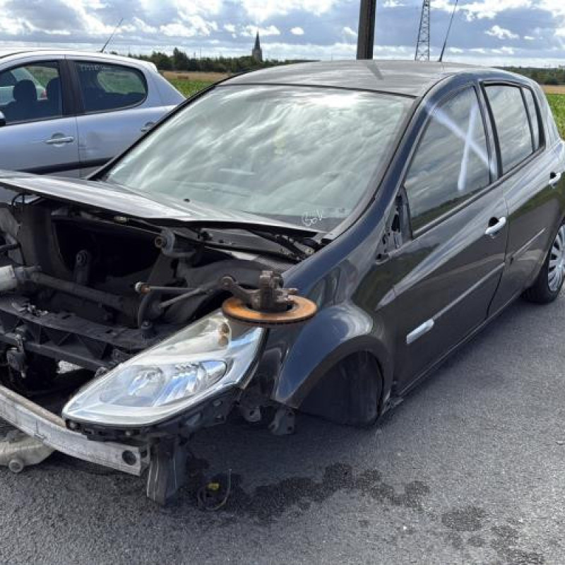 Jante RENAULT CLIO 3 Photo n°4
