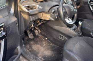 PEUGEOT 208 1 PHASE 2 1.2 VTI - 12V