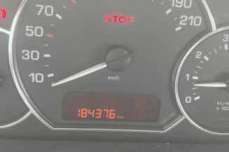 PEUGEOT 1007 1.4i - 8V