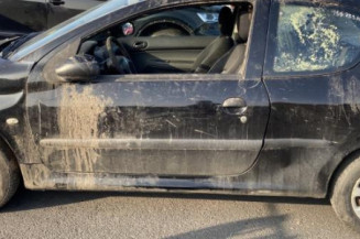 Aile avant droit PEUGEOT 206