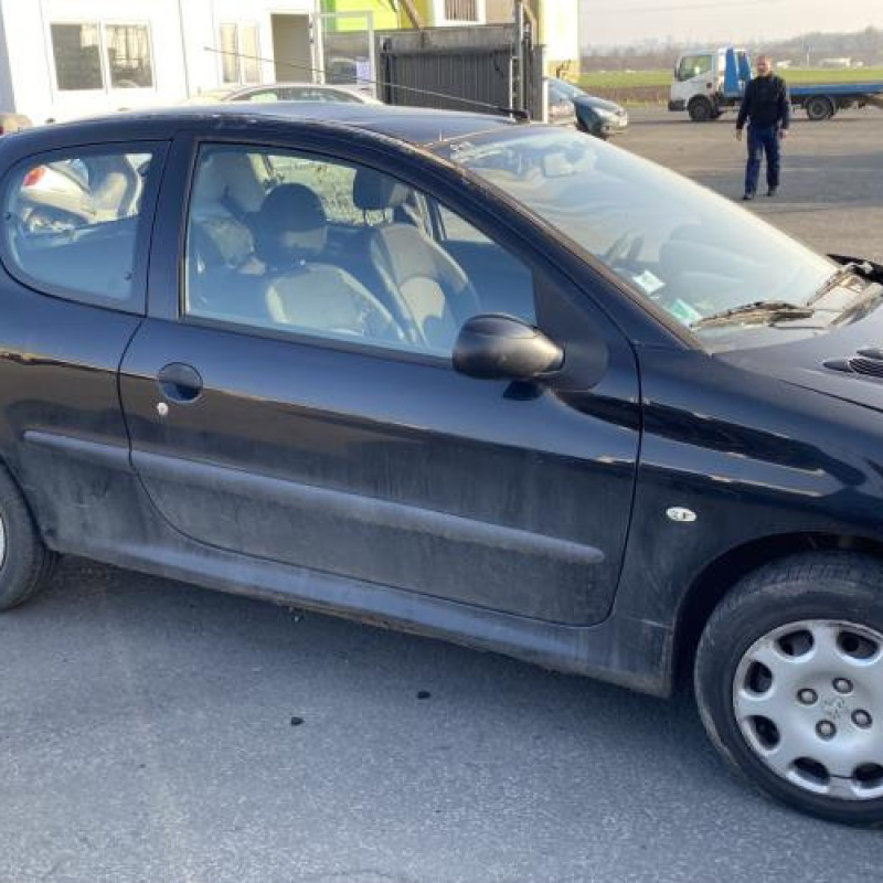 Aile avant droit PEUGEOT 206 Photo n°12