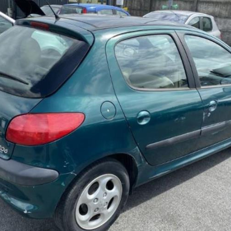 Aile avant droit PEUGEOT 206 Photo n°6