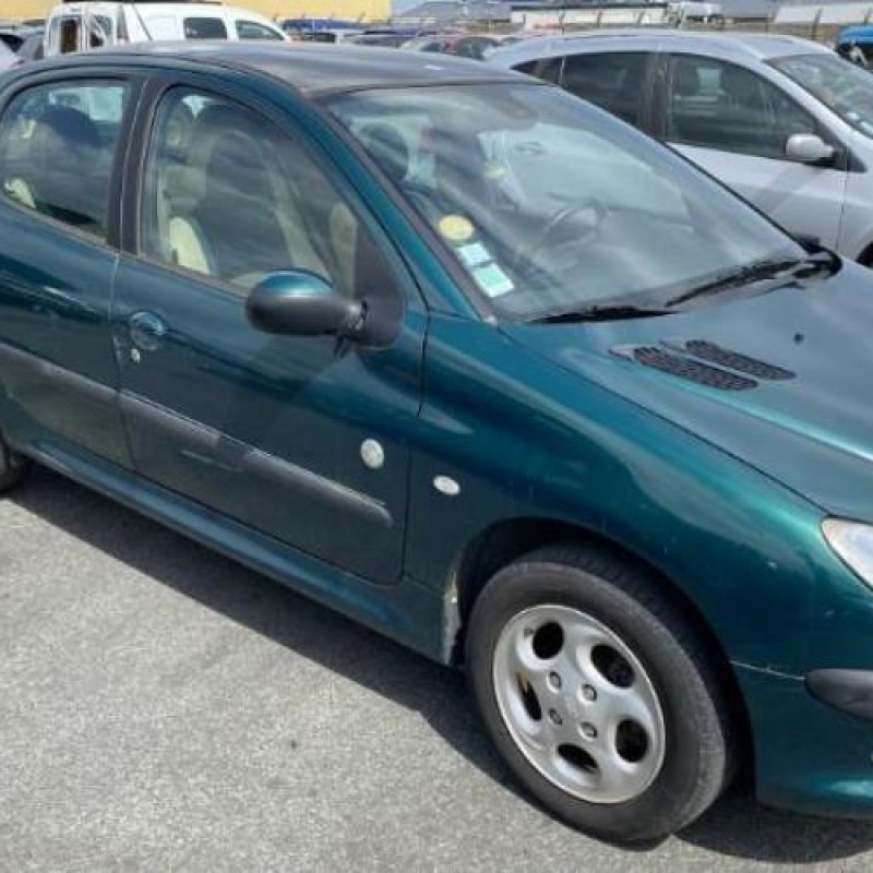 Aile avant droit PEUGEOT 206 Photo n°19