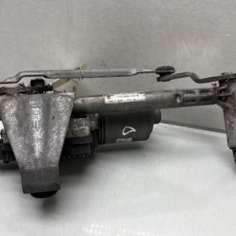 Moteur essuie glace avant droit VOLKSWAGEN TOURAN 1 Photo n°3
