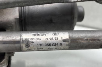Moteur essuie glace avant droit VOLKSWAGEN TOURAN 1