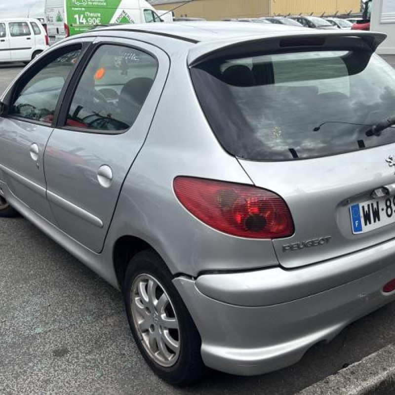 Aile avant droit PEUGEOT 206 Photo n°8
