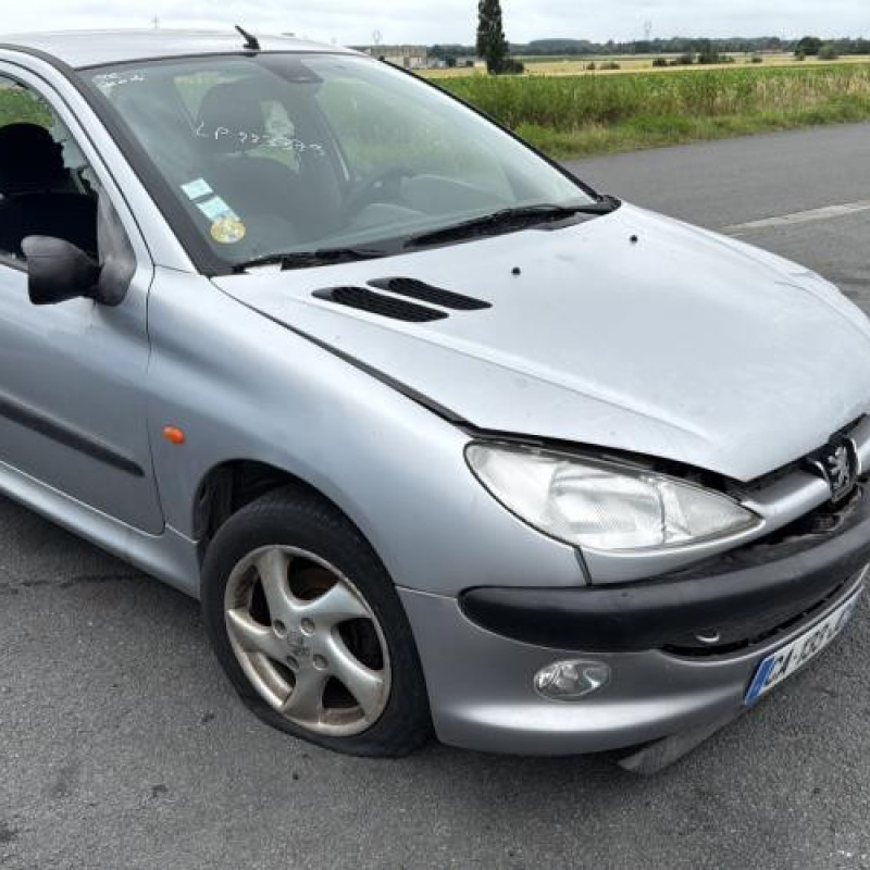 Aile avant gauche PEUGEOT 206 Photo n°7