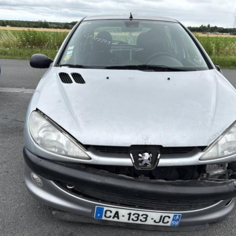 Aile avant gauche PEUGEOT 206 Photo n°13