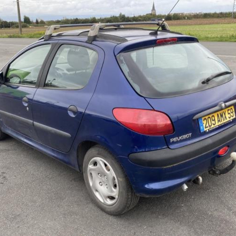 Aile avant gauche PEUGEOT 206 Photo n°8