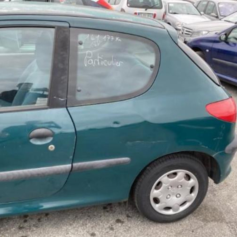 Aile avant gauche PEUGEOT 206 Photo n°13
