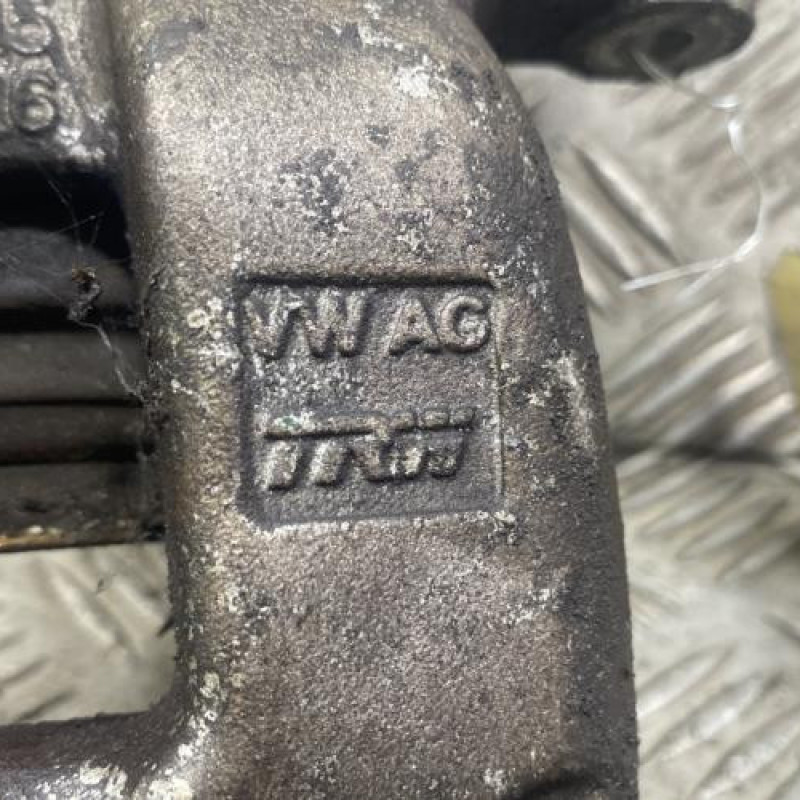 Etrier arriere gauche (freinage) VOLKSWAGEN TOURAN 1 Photo n°3