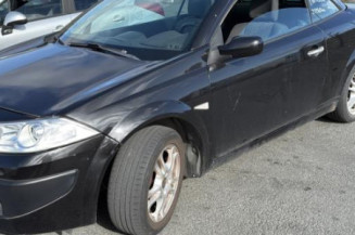 Aile avant droit RENAULT MEGANE 2