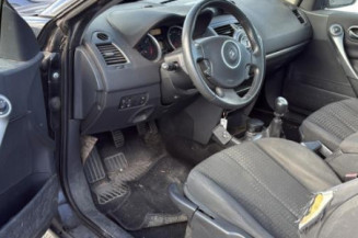Aile avant droit RENAULT MEGANE 2