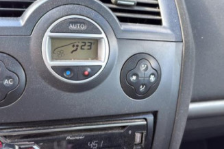 Aile avant droit RENAULT MEGANE 2