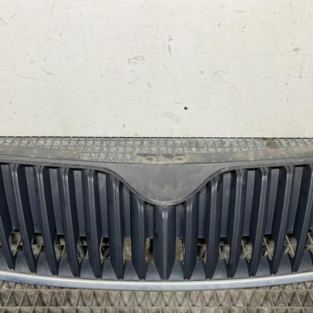 Calandre SKODA SUPERB 2 Photo n°1