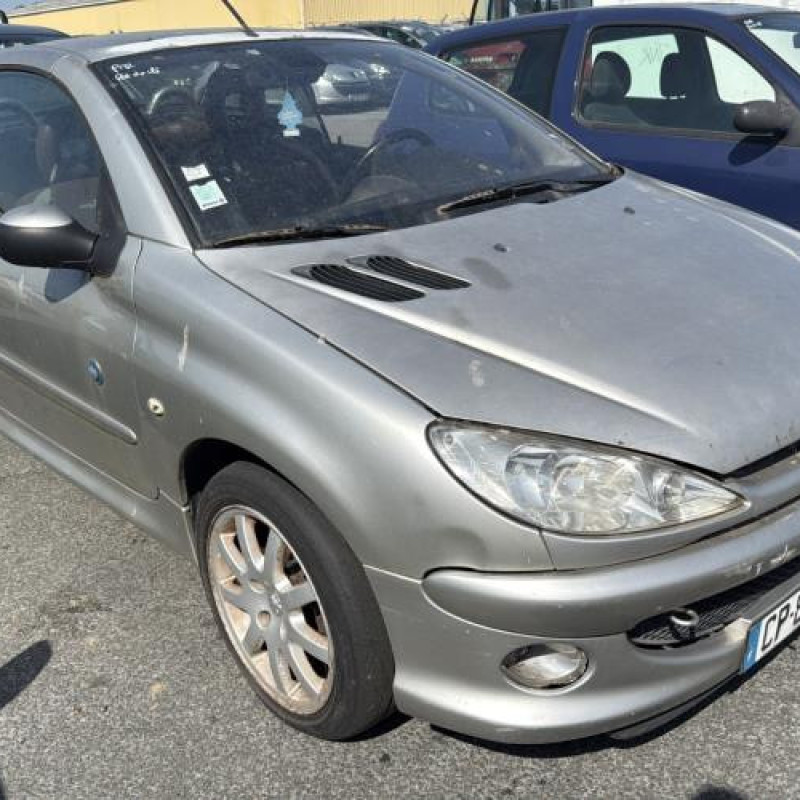 Aile avant gauche PEUGEOT 206 Photo n°6