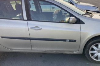 Amortisseur avant droit RENAULT CLIO 3
