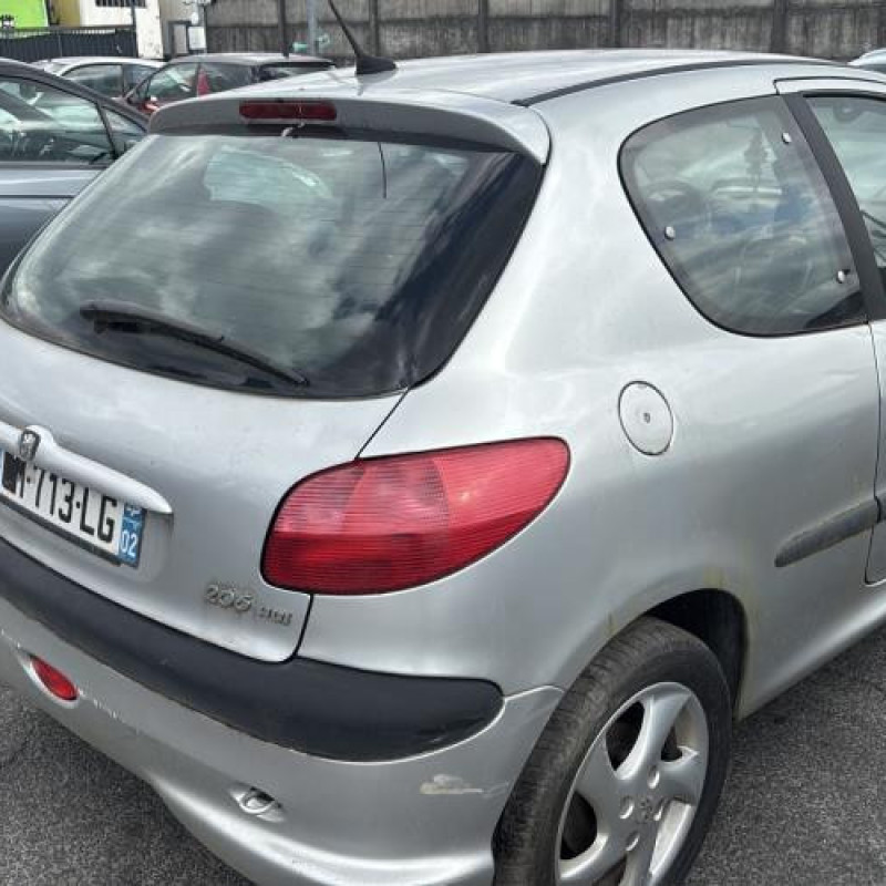 Calandre PEUGEOT 206 Photo n°7
