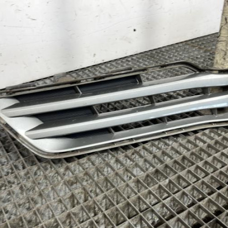 Calandre TOYOTA VERSO