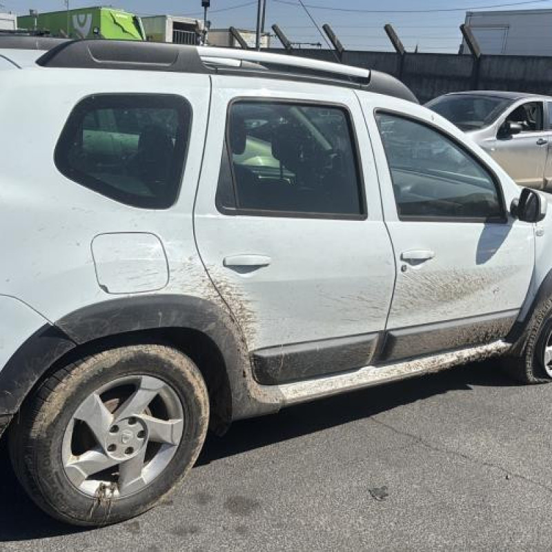 Capot DACIA DUSTER 1 Photo n°17