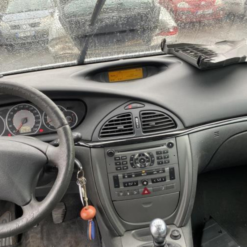Amortisseur avant gauche CITROEN C5 1 Photo n°20