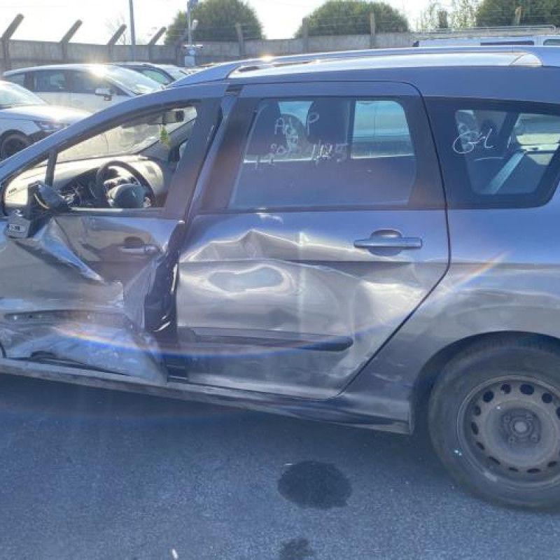 Compresseur clim PEUGEOT 308 1 SW Photo n°10