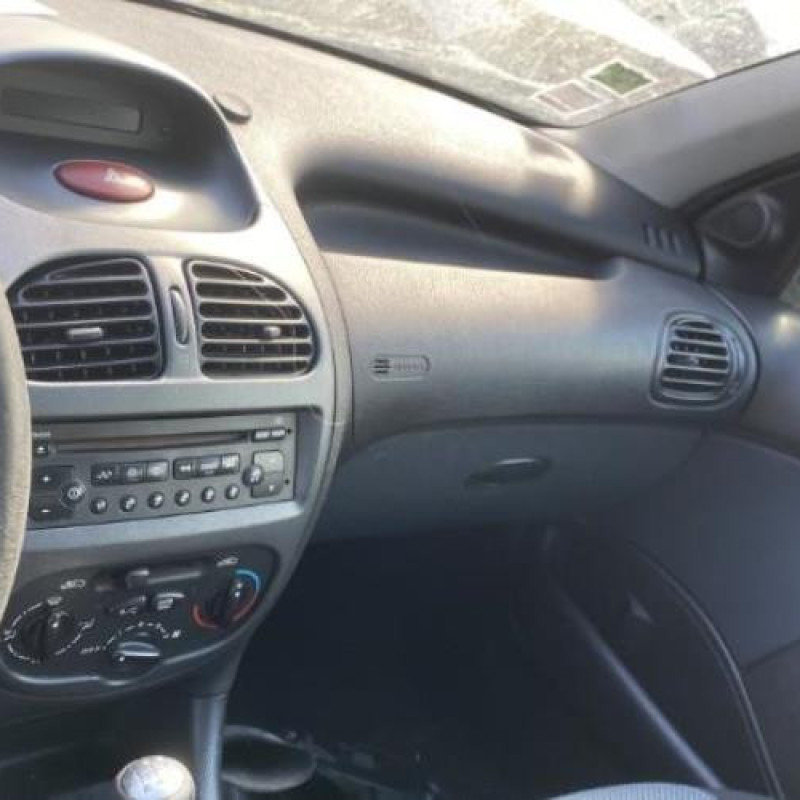 Capot PEUGEOT 206 Photo n°16
