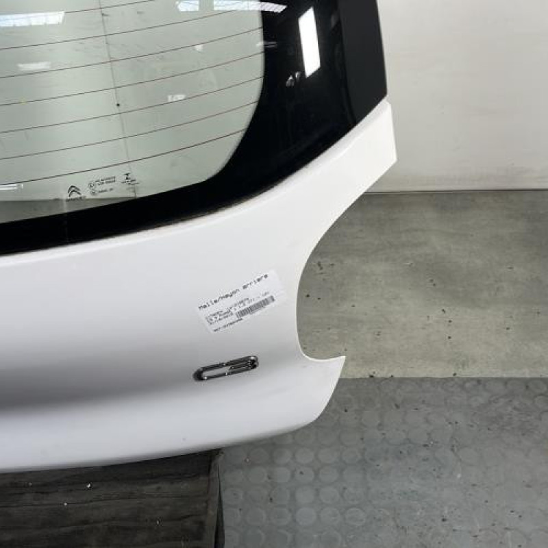 Malle/Hayon arriere CITROEN C3 3 Photo n°4