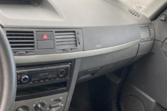 Malle/Hayon arriere OPEL MERIVA A